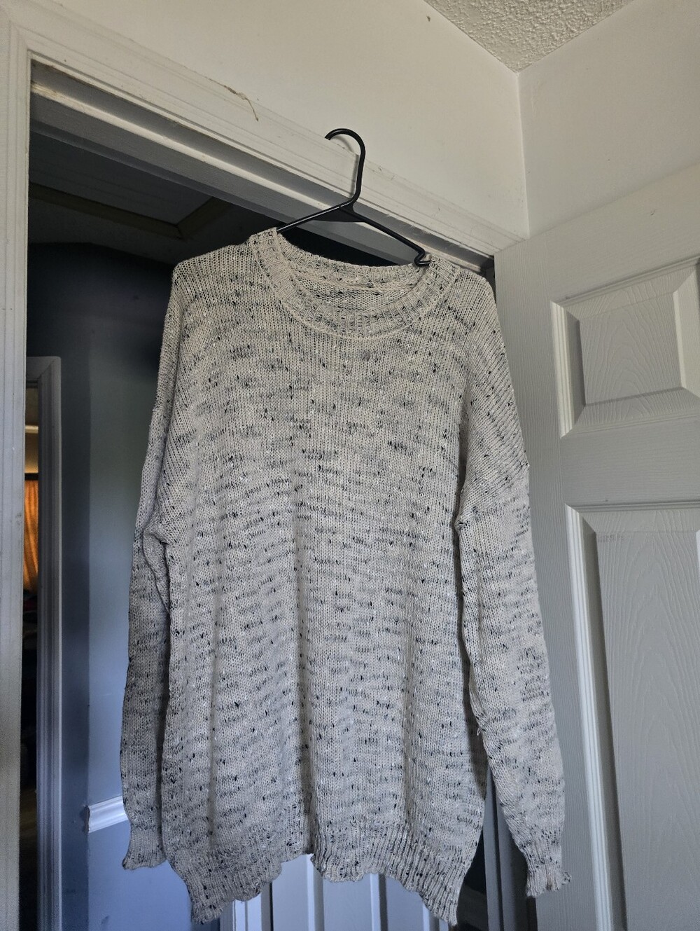 Women’s Heathered Cream Knit Sweater - Cozy Everyday Pullover